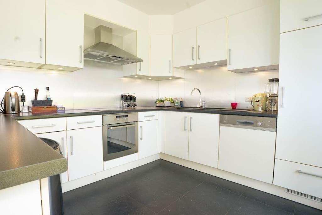 Appartement Tres Lumineux De 120M2 Брюксел Екстериор снимка