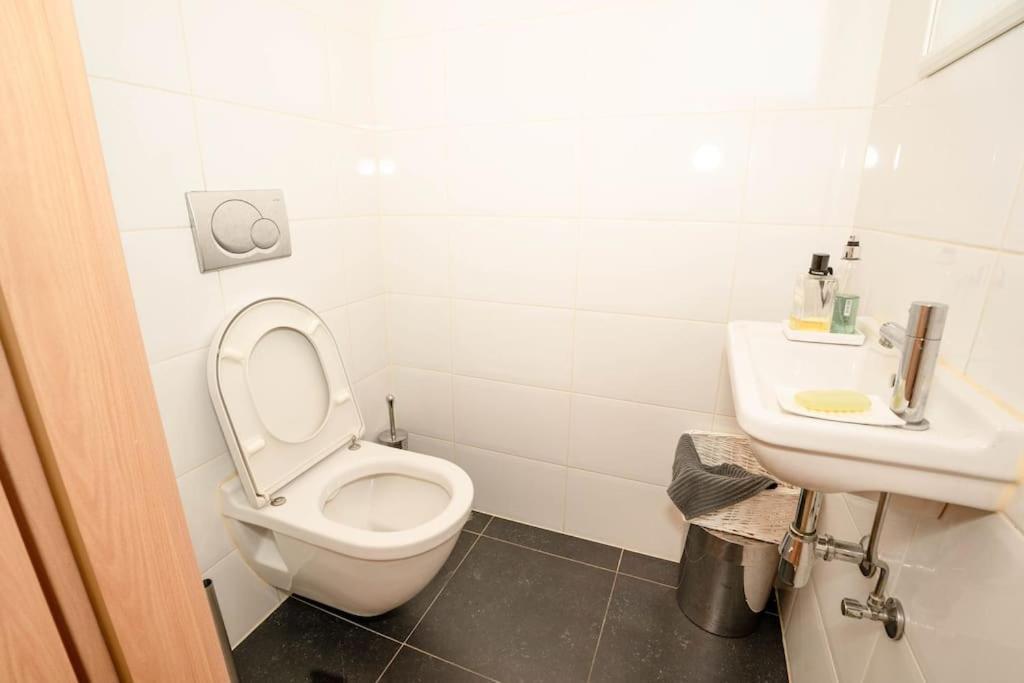 Appartement Tres Lumineux De 120M2 Брюксел Екстериор снимка