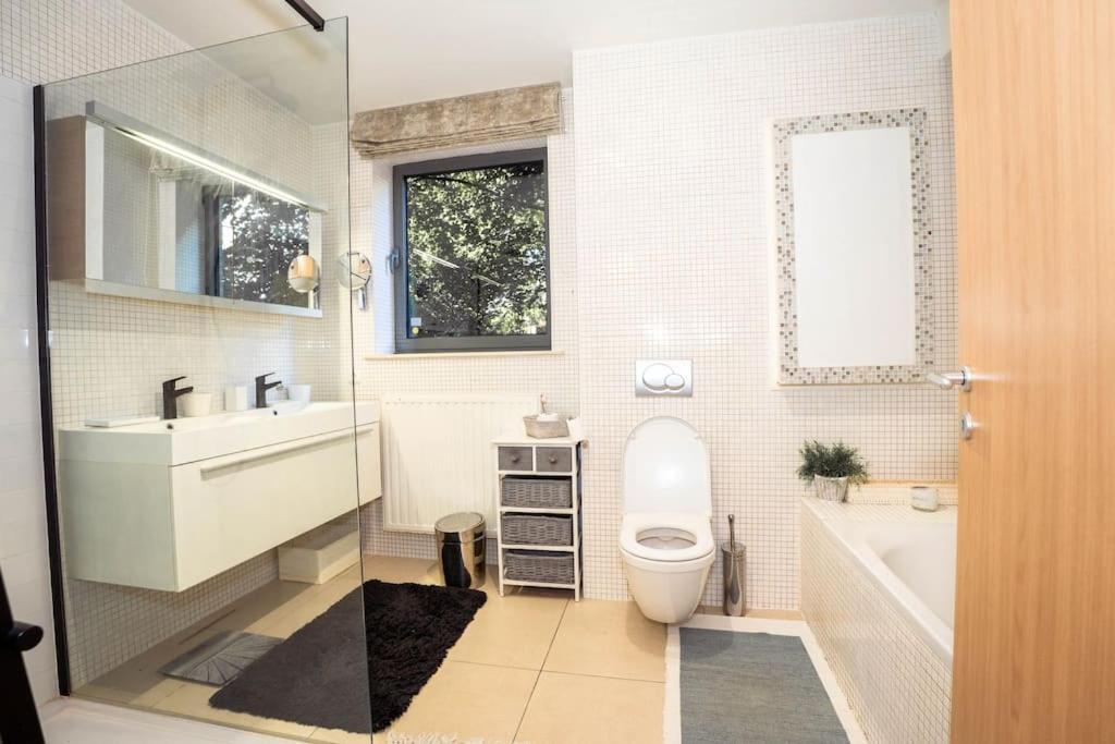 Appartement Tres Lumineux De 120M2 Брюксел Екстериор снимка